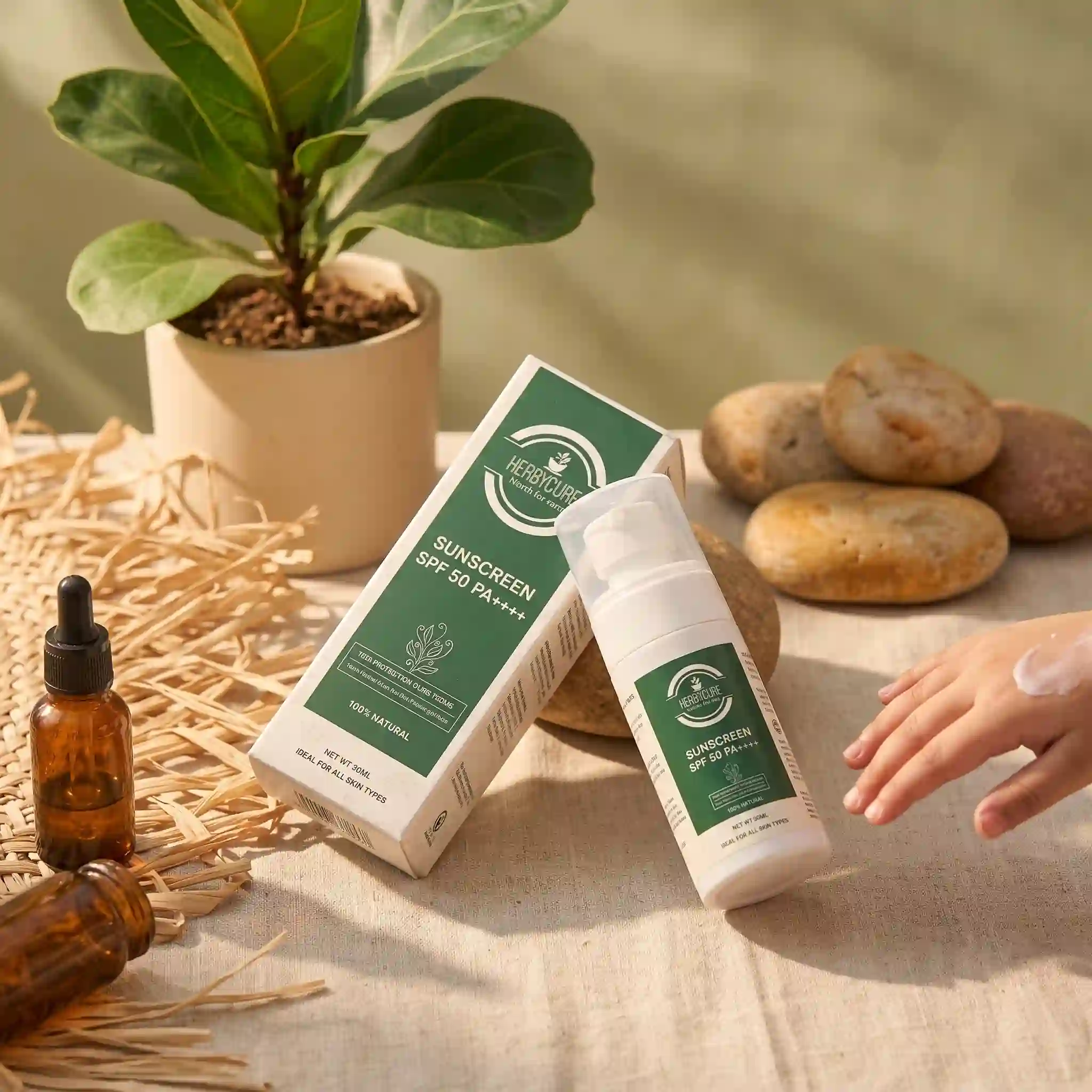 Sunscreen Spf So P+++ - HBC - 66